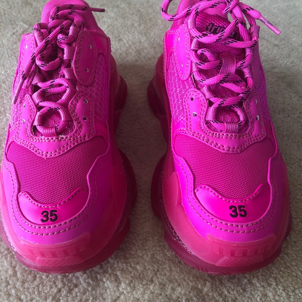 Balenciaga triple s pink size 5
